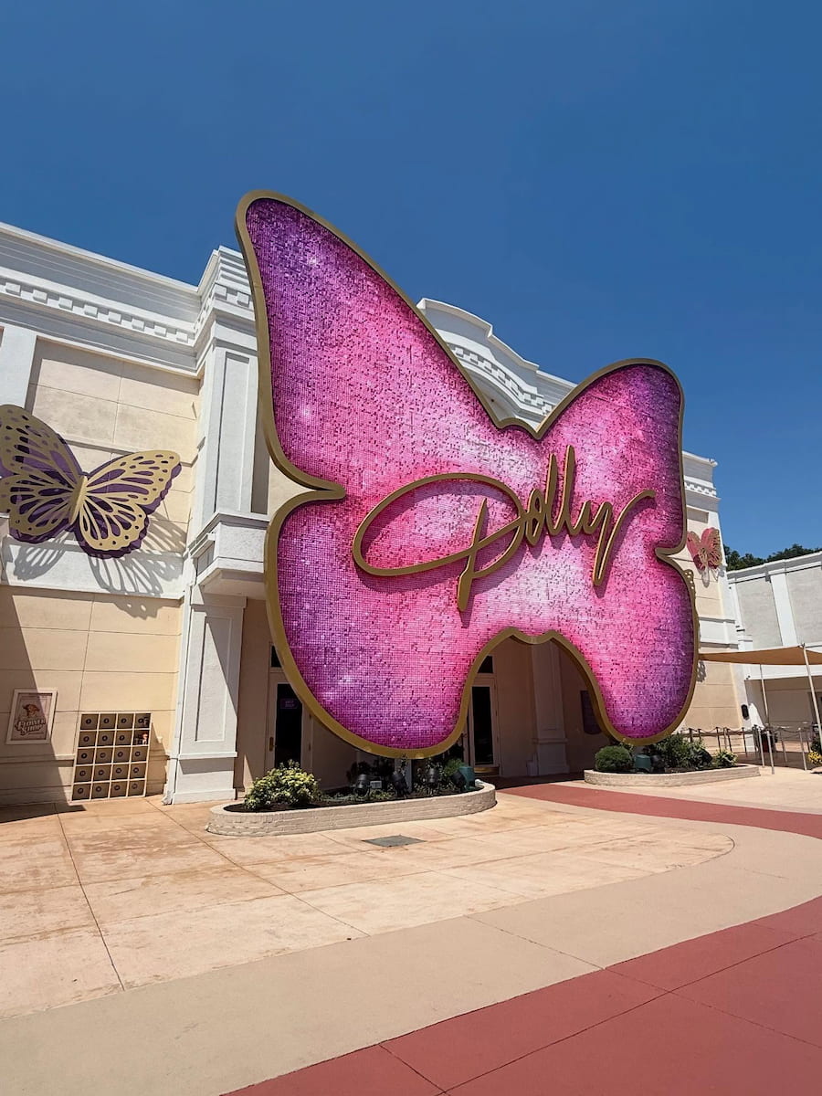 Dollywood theme park, Great Smoky Mountains Dollywood theme park, Great Smoky Mountains