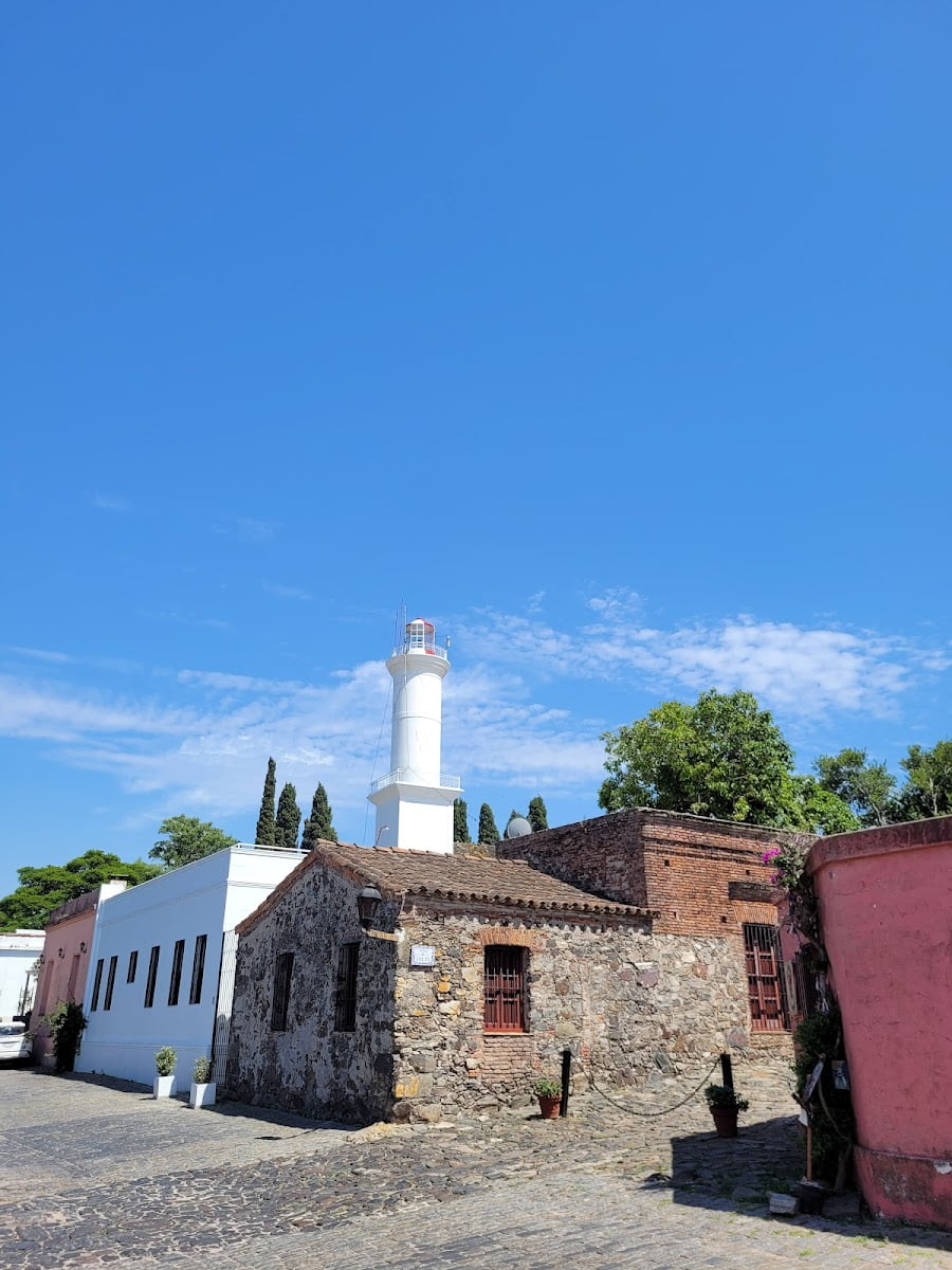 Lighthouse, Colonia del Sacramento Lighthouse, Colonia del Sacramento